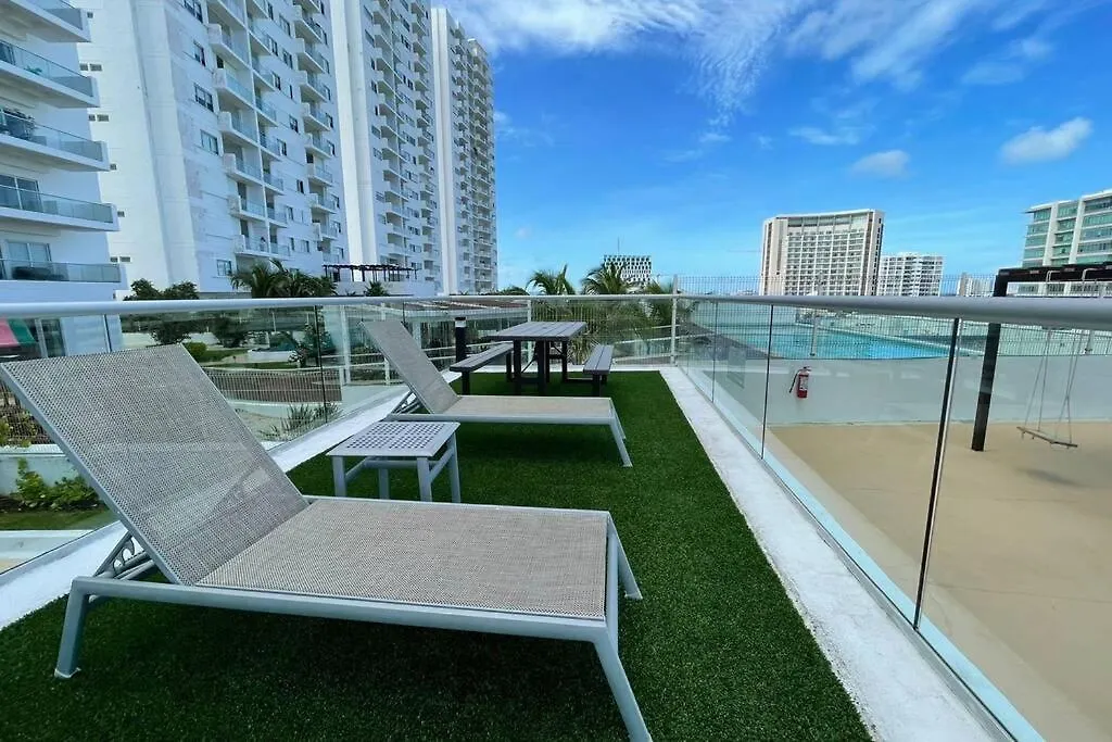 Malecon Americas By Andiani Travel Cancun
